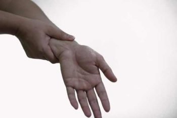 joint pain in hand